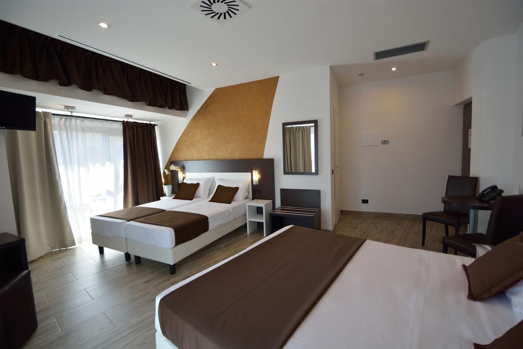 Hotel Luxor Floransa Dış mekan fotoğraf