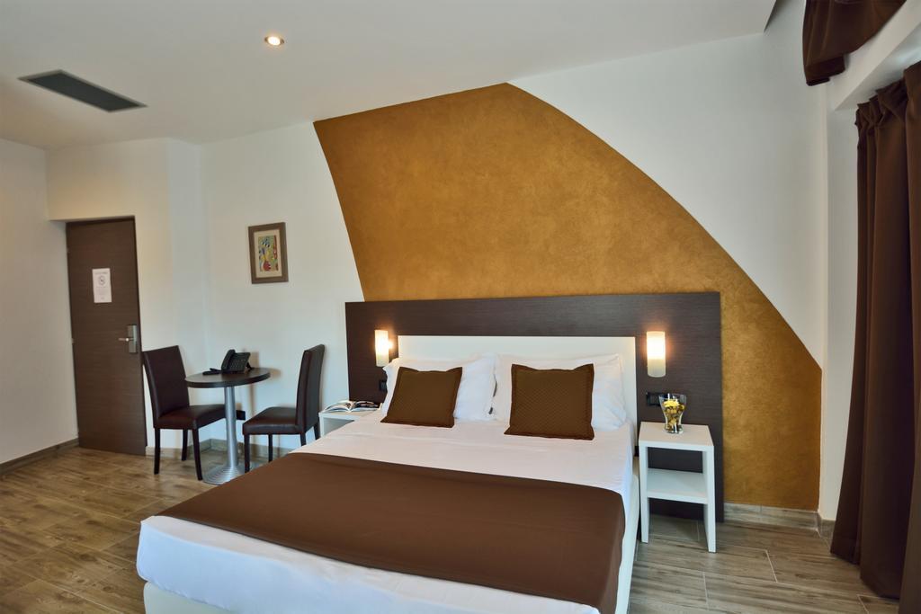 Hotel Luxor Floransa Dış mekan fotoğraf