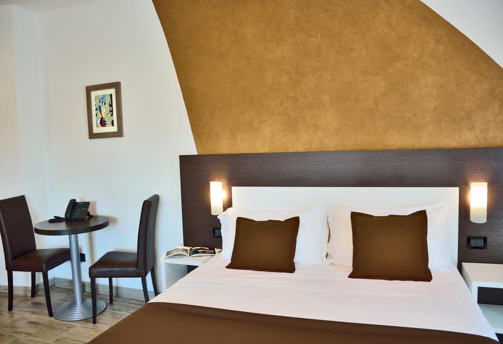 Hotel Luxor Floransa Dış mekan fotoğraf