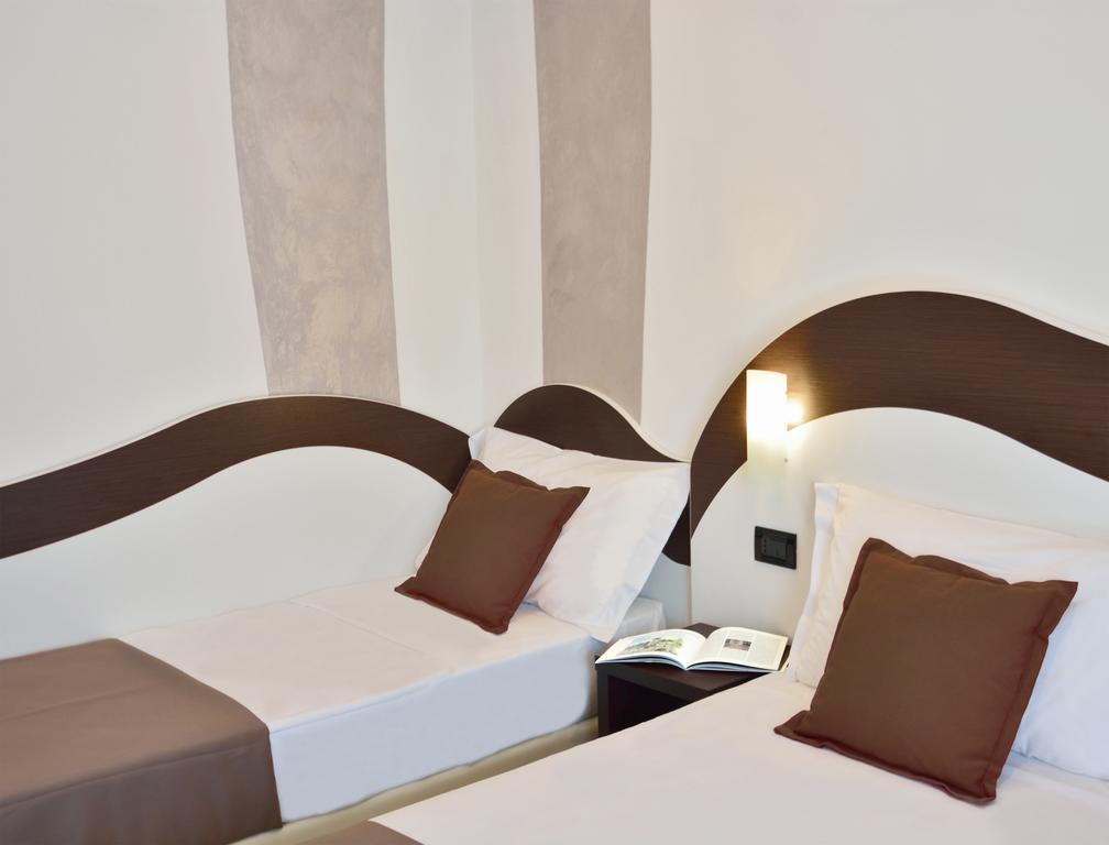 Hotel Luxor Floransa Dış mekan fotoğraf
