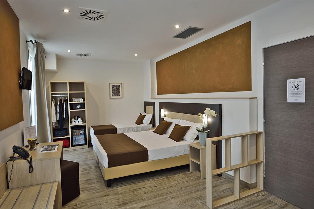 Hotel Luxor Floransa Dış mekan fotoğraf