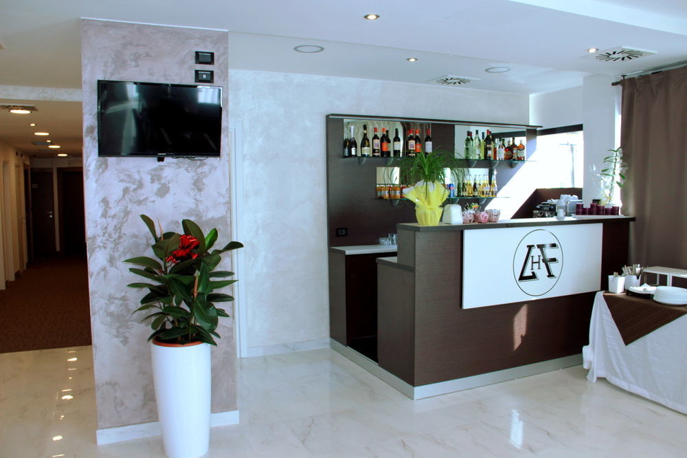 Hotel Luxor Floransa Dış mekan fotoğraf